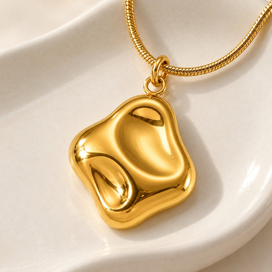 Pinched Pendant Necklace VIP